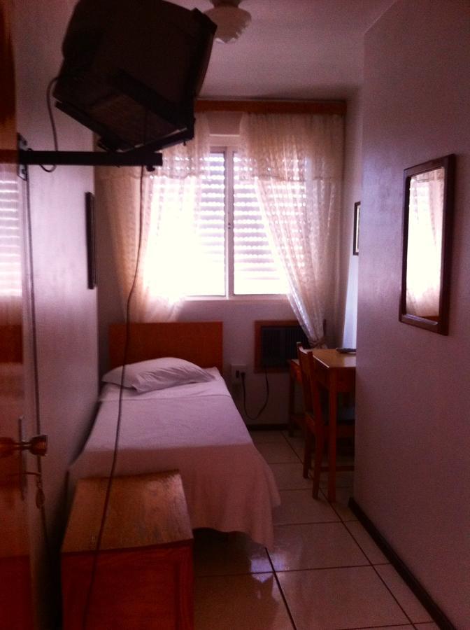 Hotel Brasil Cerro Largo Екстериор снимка