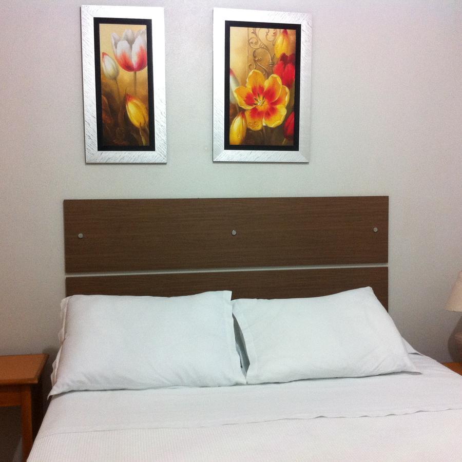 Hotel Brasil Cerro Largo Екстериор снимка